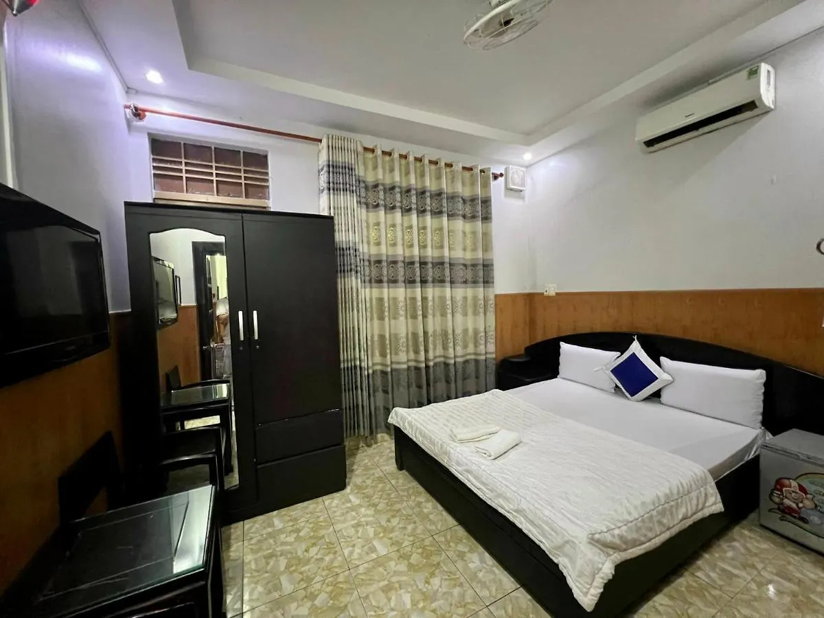 Tan Phuong Vu Hotel - 740/3 Su Van Hanh, Q10 - By Bay Luxury Ho Chi Minh City Vietnam